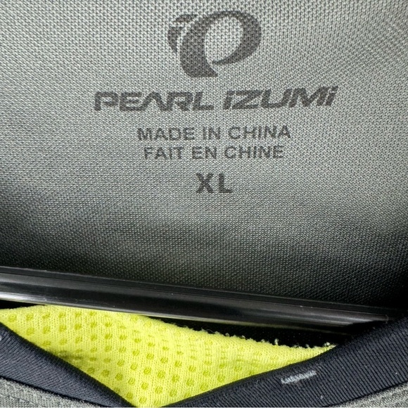 Pearl Izumi Cycling/ Athletic ShortSleeve Shirt - Picture 5 of 7